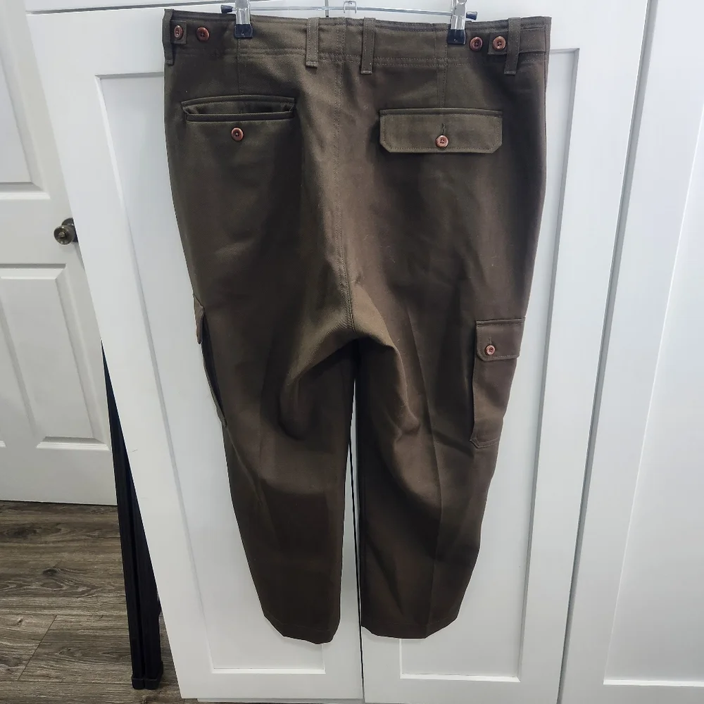 Banana Republic Men's Heritage Vintage Wool Military Olive Green Tapered Cargo